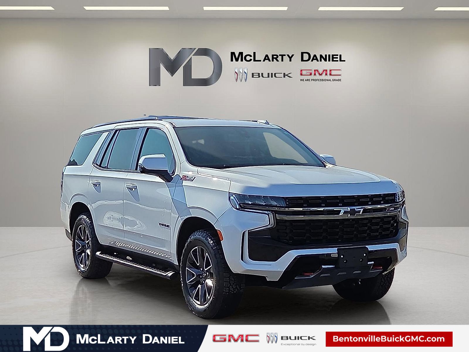 Used 2022 Chevrolet Tahoe Z71 w/ Luxury Package image 1