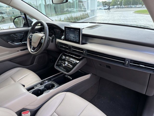 Certified 2022 Lincoln Corsair FWD w/ Equipment Group 101A image 21