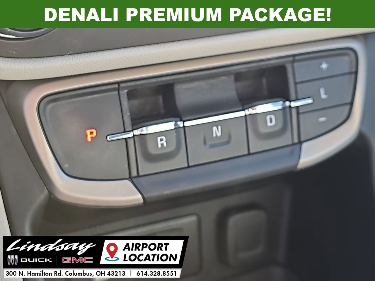 Used 2023 GMC Terrain Denali w/ Denali Premium Package image 16