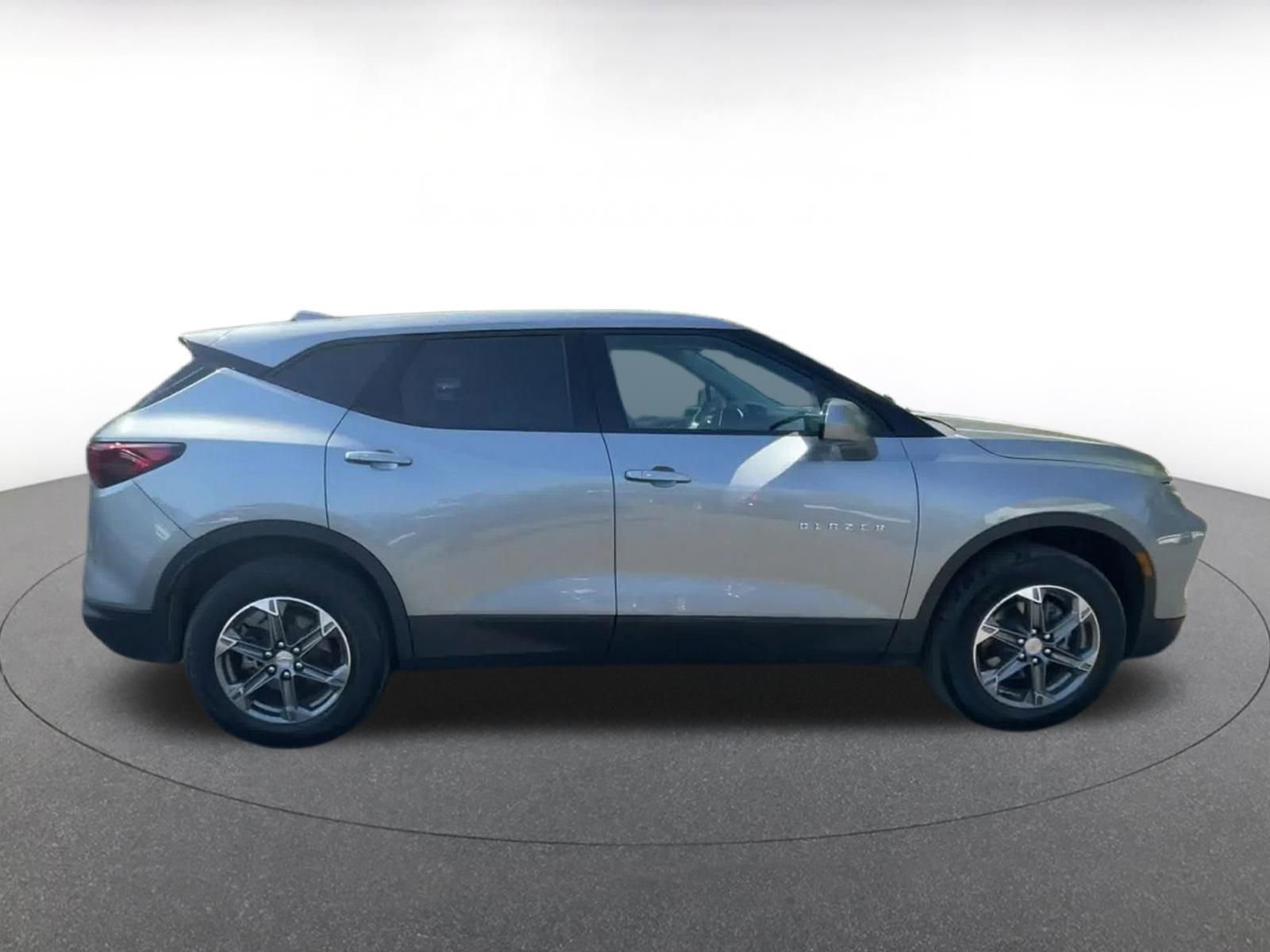 Used 2025 Chevrolet Blazer LT image 16