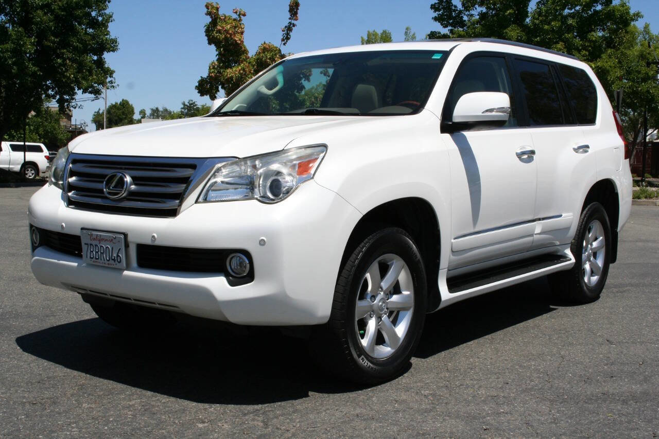 Used 2013 Lexus GX 460 w/ Convenience Pkg AWD/4WD image 9