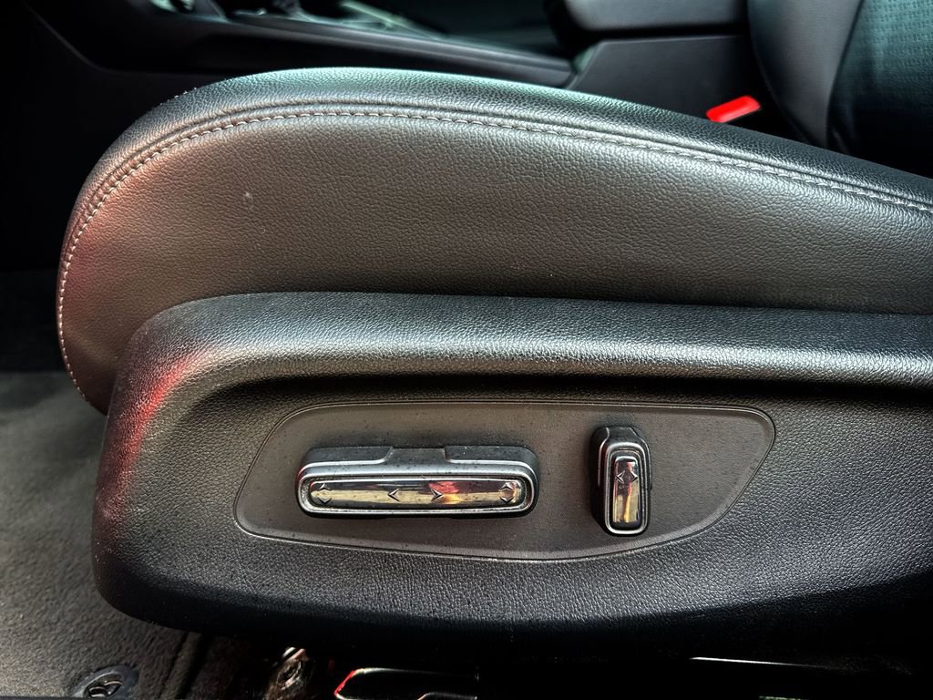 Used 2024 Honda Civic Touring image 12