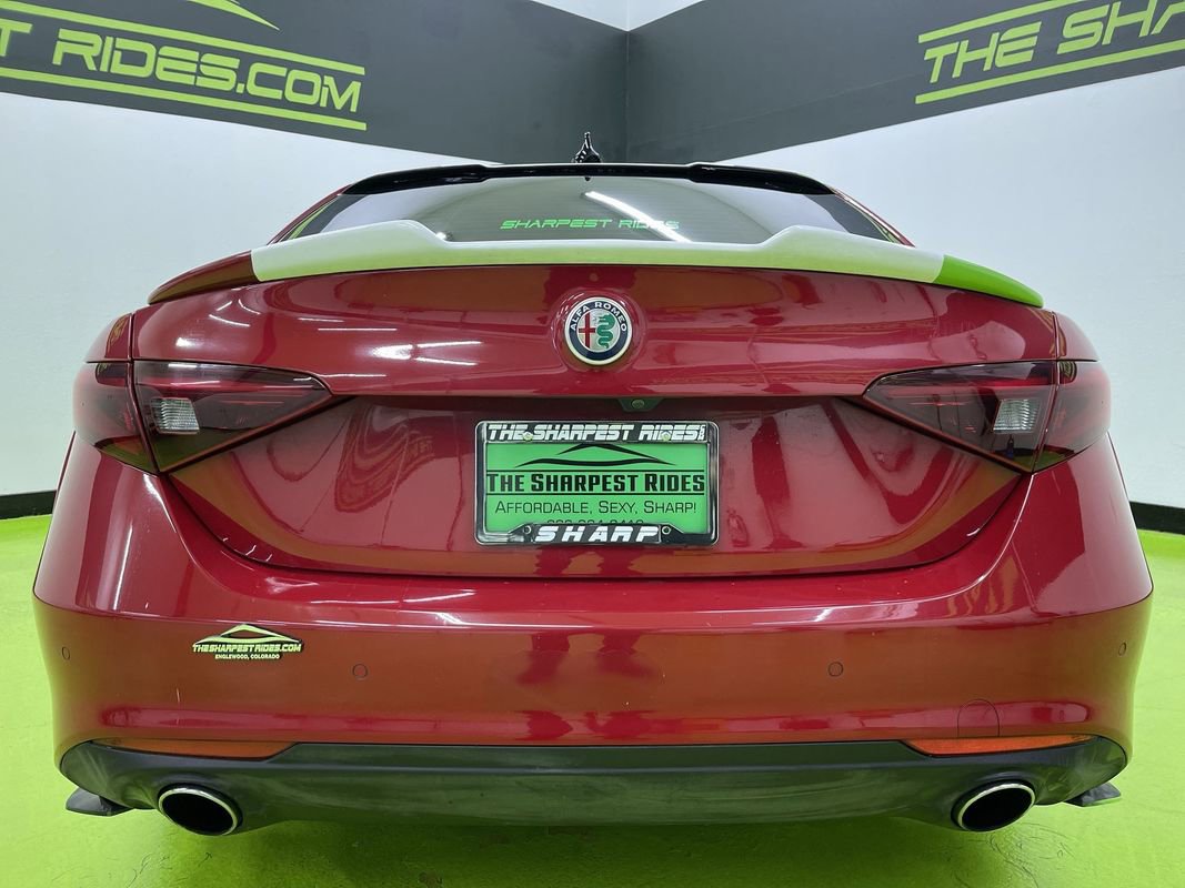 Used 2017 Alfa Romeo Giulia AWD image 8