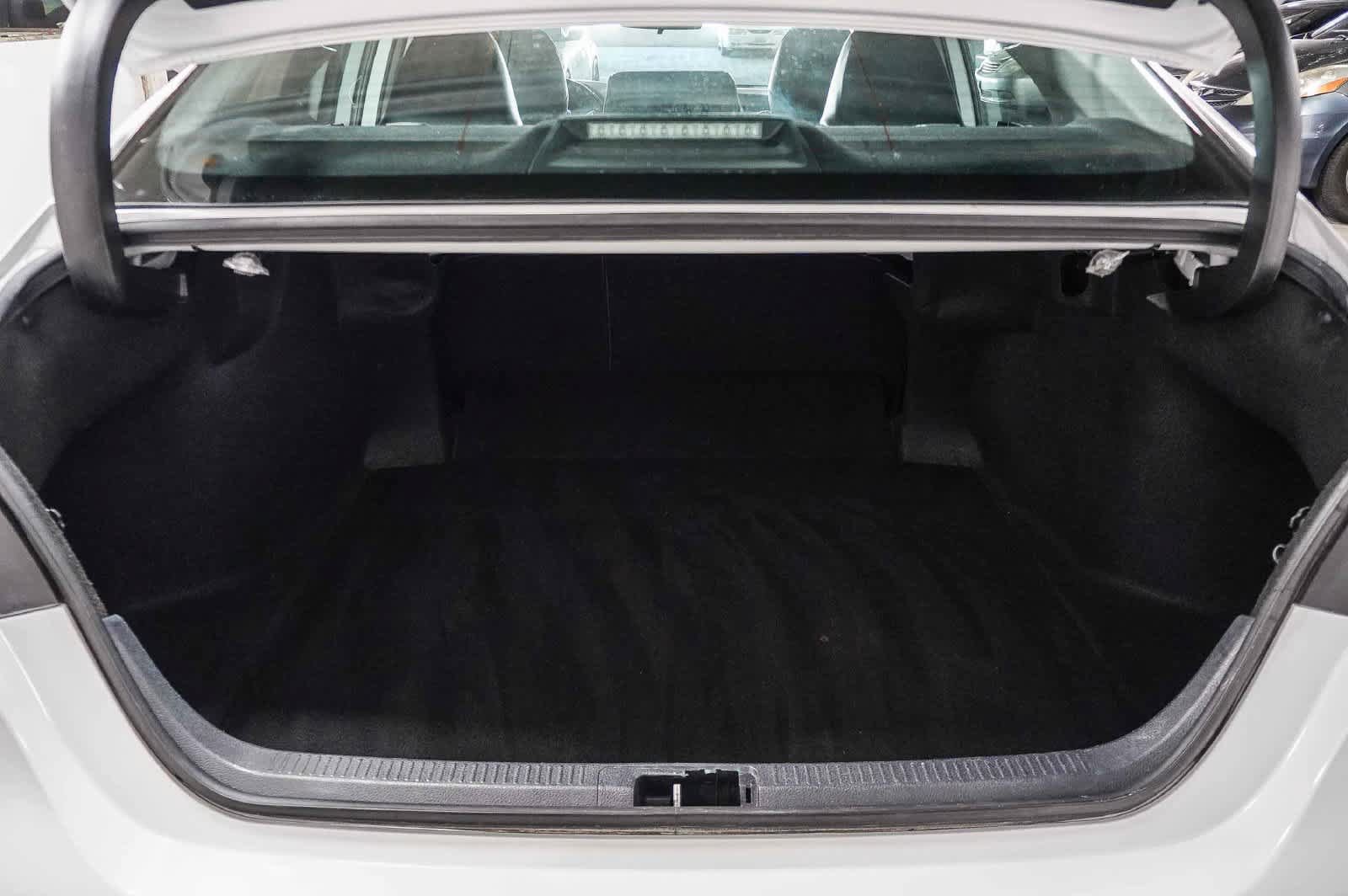 Certified 2022 Toyota Camry SE FWD image 28