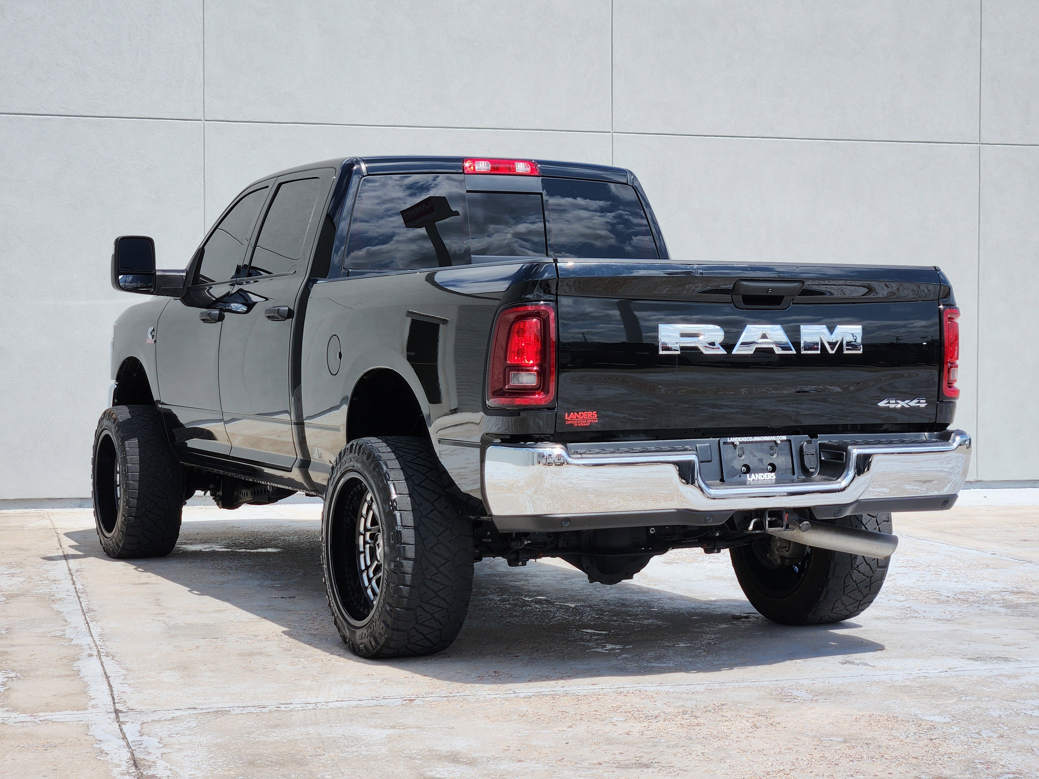 Used 2025 RAM 2500 Tradesman AWD/4WD image 6