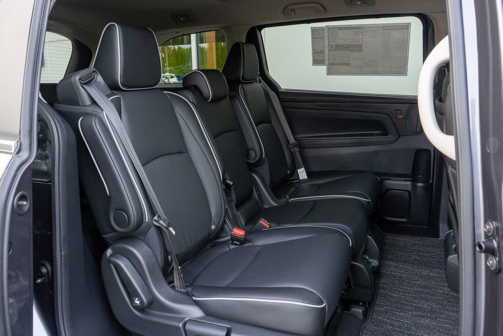 New 2026 Honda Odyssey Touring image 15