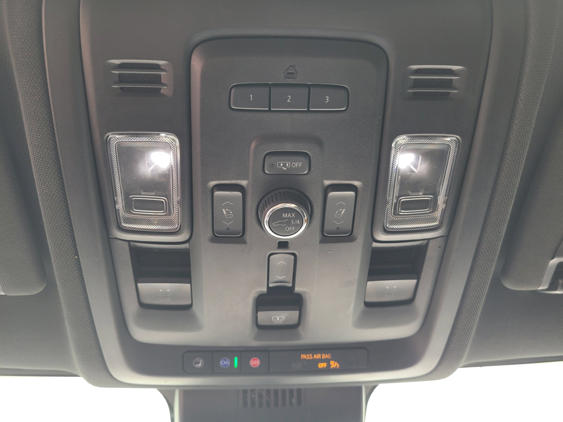 Used 2023 Chevrolet Suburban High Country image 31