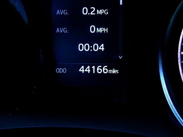 Used 2024 Toyota Camry SE image 19