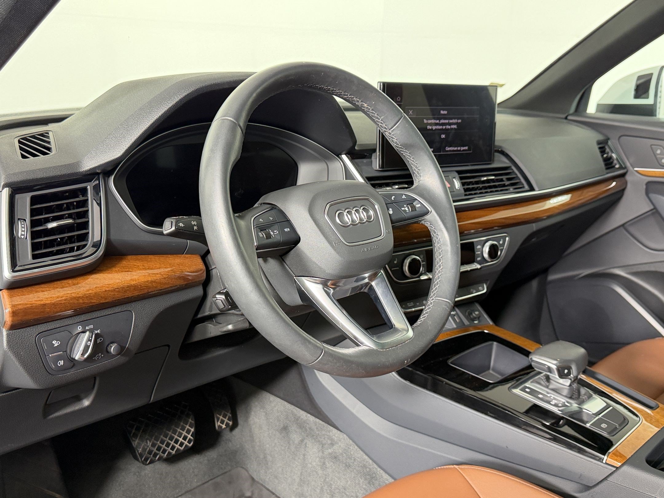 Used 2025 Audi Q5 2.0T Premium AWD/4WD image 3