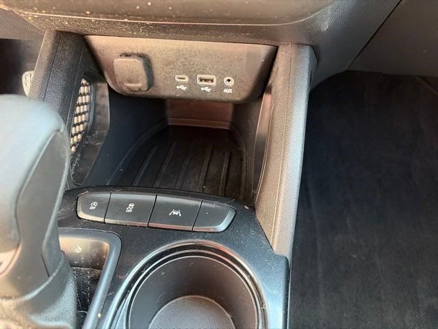 Used 2023 Chevrolet TrailBlazer LT FWD image 25