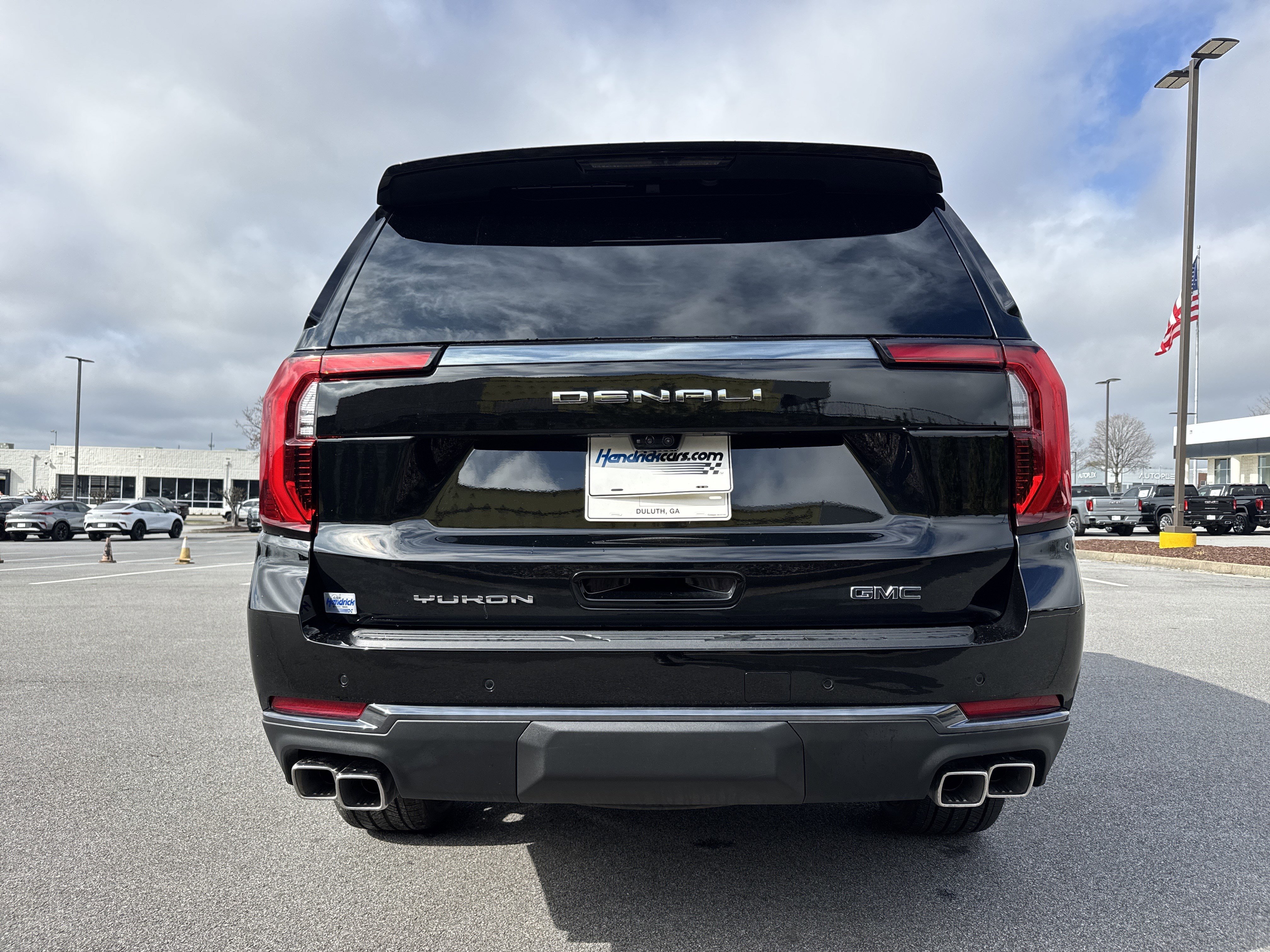 Used 2026 GMC Yukon Denali Ultimate w/ LPO, Floor Liner Package image 9