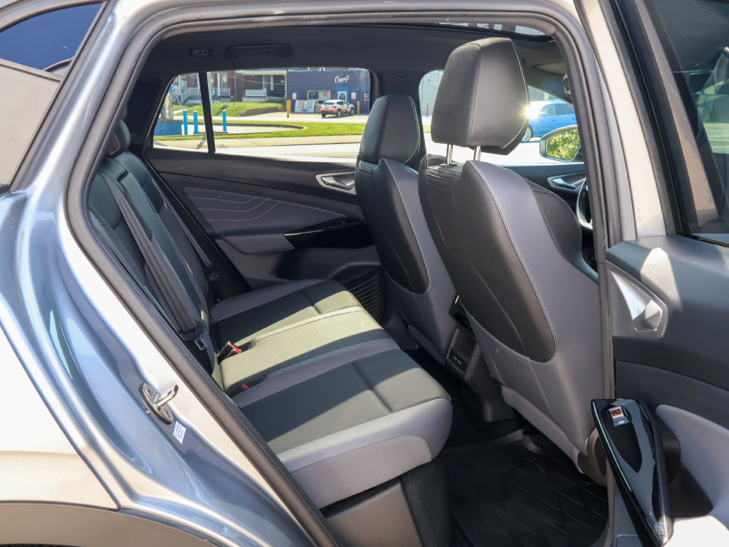 Certified 2023 Volkswagen ID.4 Pro S RWD image 31