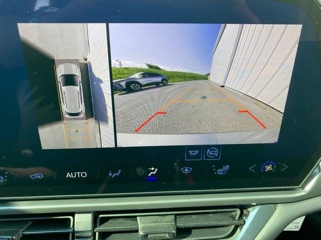 New 2024 Chevrolet Equinox EV RS AWD/4WD image 9