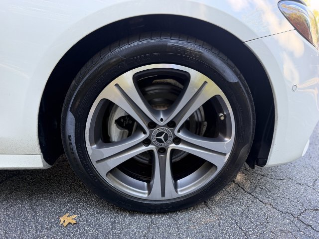 Used 2018 Mercedes-Benz E 300 4MATIC image 48