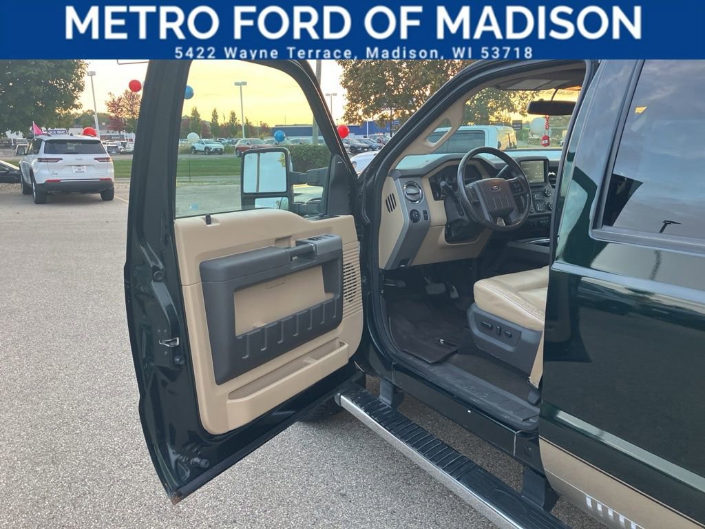 Used 2013 Ford F350 Lariat w/ Chrome Pkg image 12