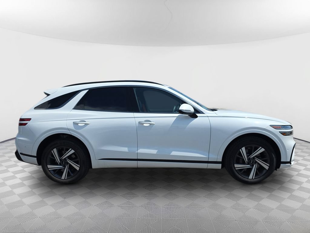 Used 2026 Genesis GV70 3.5T Sport Advanced AWD/4WD image 9