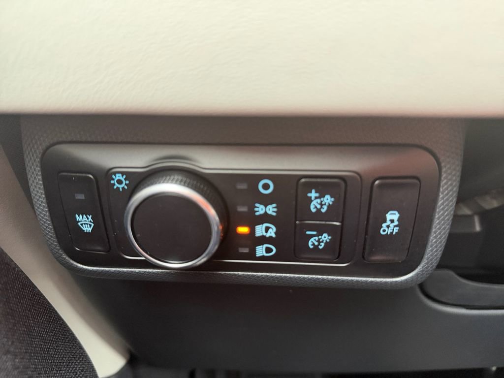 Used 2023 Ford Mustang Mach-E Premium image 18