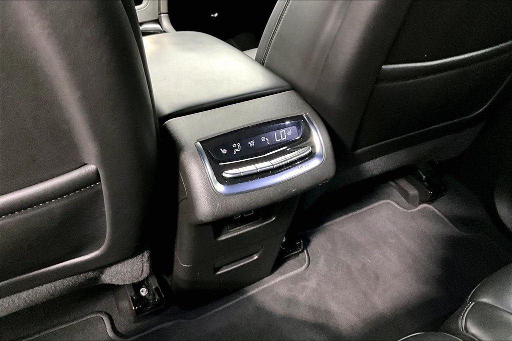 Used 2023 Cadillac XT6 Sport w/ Platinum Package AWD/4WD image 30