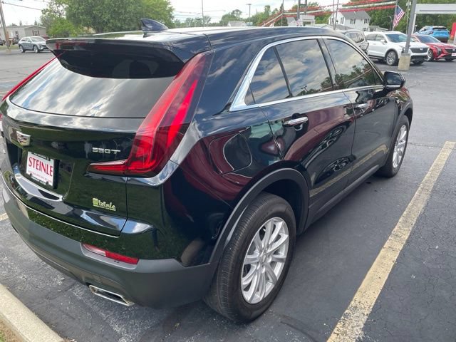 Used 2020 Cadillac XT4 Luxury w/ Cold Weather Package AWD/4WD image 8
