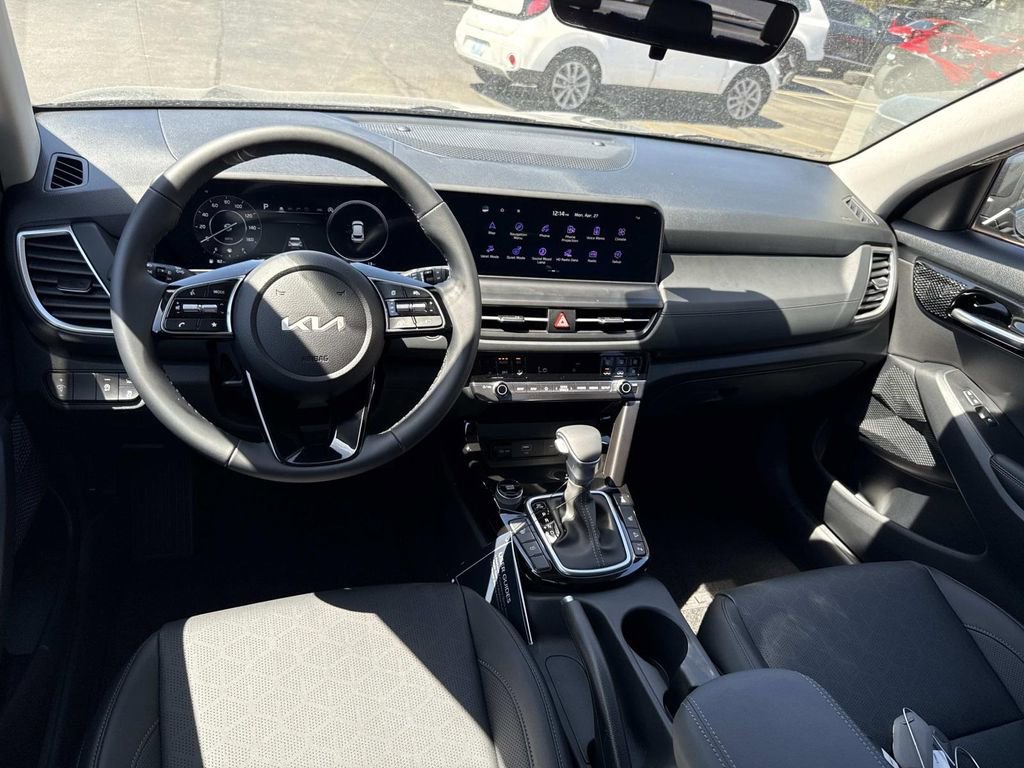 New 2026 Kia Seltos EX AWD/4WD image 6