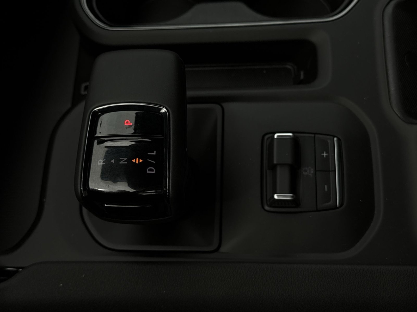 New 2026 GMC Sierra 1500 AT4 w/ AT4 Premium Package AWD/4WD image 22