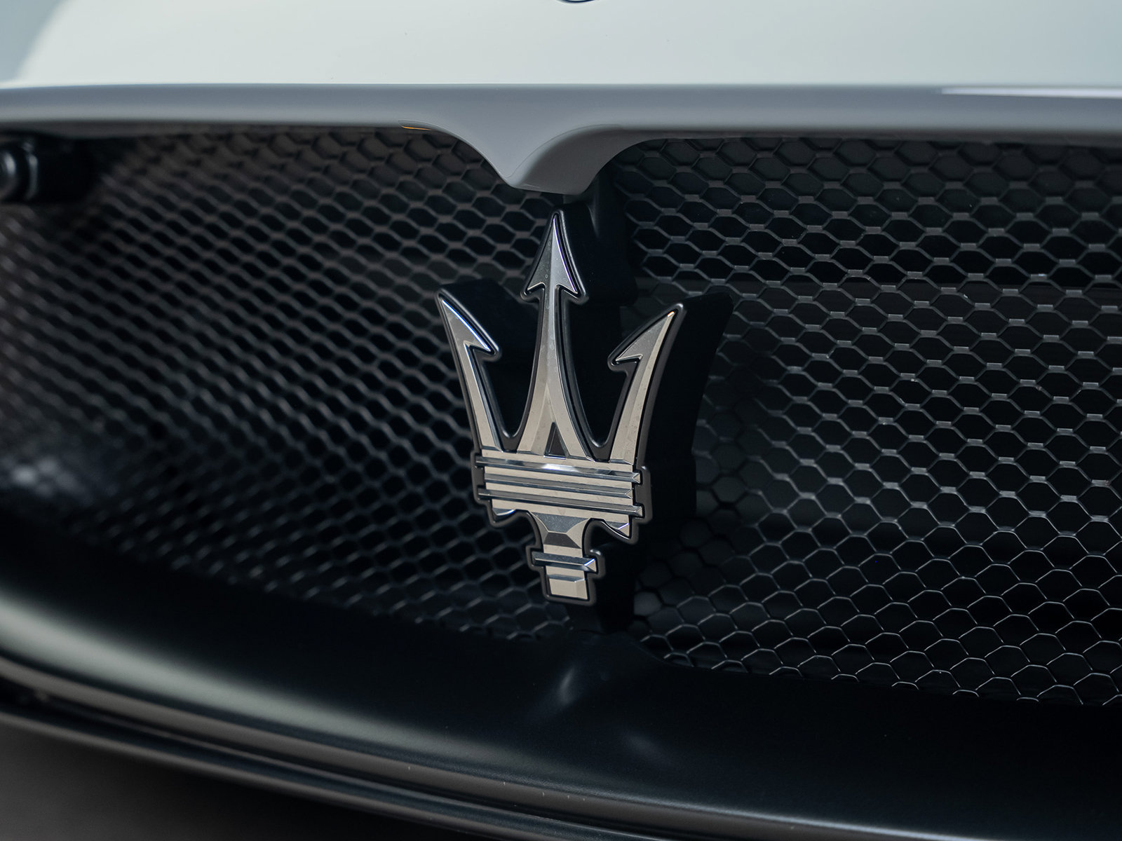 Used 2023 Maserati MC20 Coupe RWD image 7