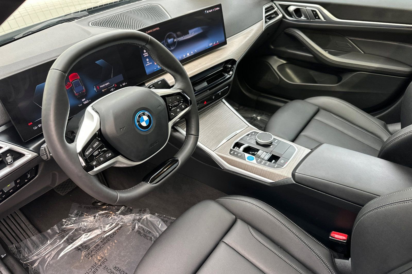 Used 2025 BMW i4 xDrive40i w/ Parking Assistance Package AWD/4WD image 11