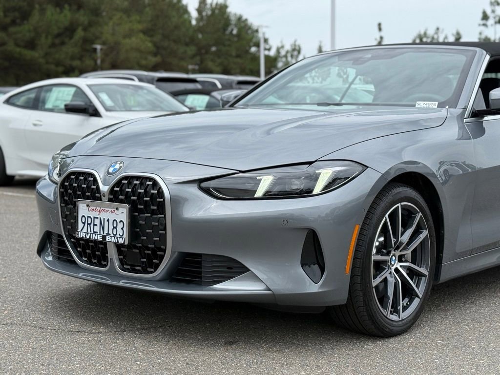 Used 2025 BMW 430i Convertible w/ Convenience Package image 10