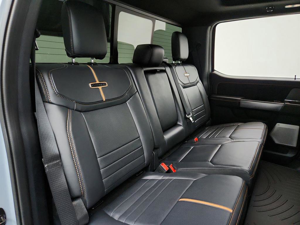 Used 2024 Ford F450 Platinum w/ FX4 Off-Road Package AWD/4WD image 29
