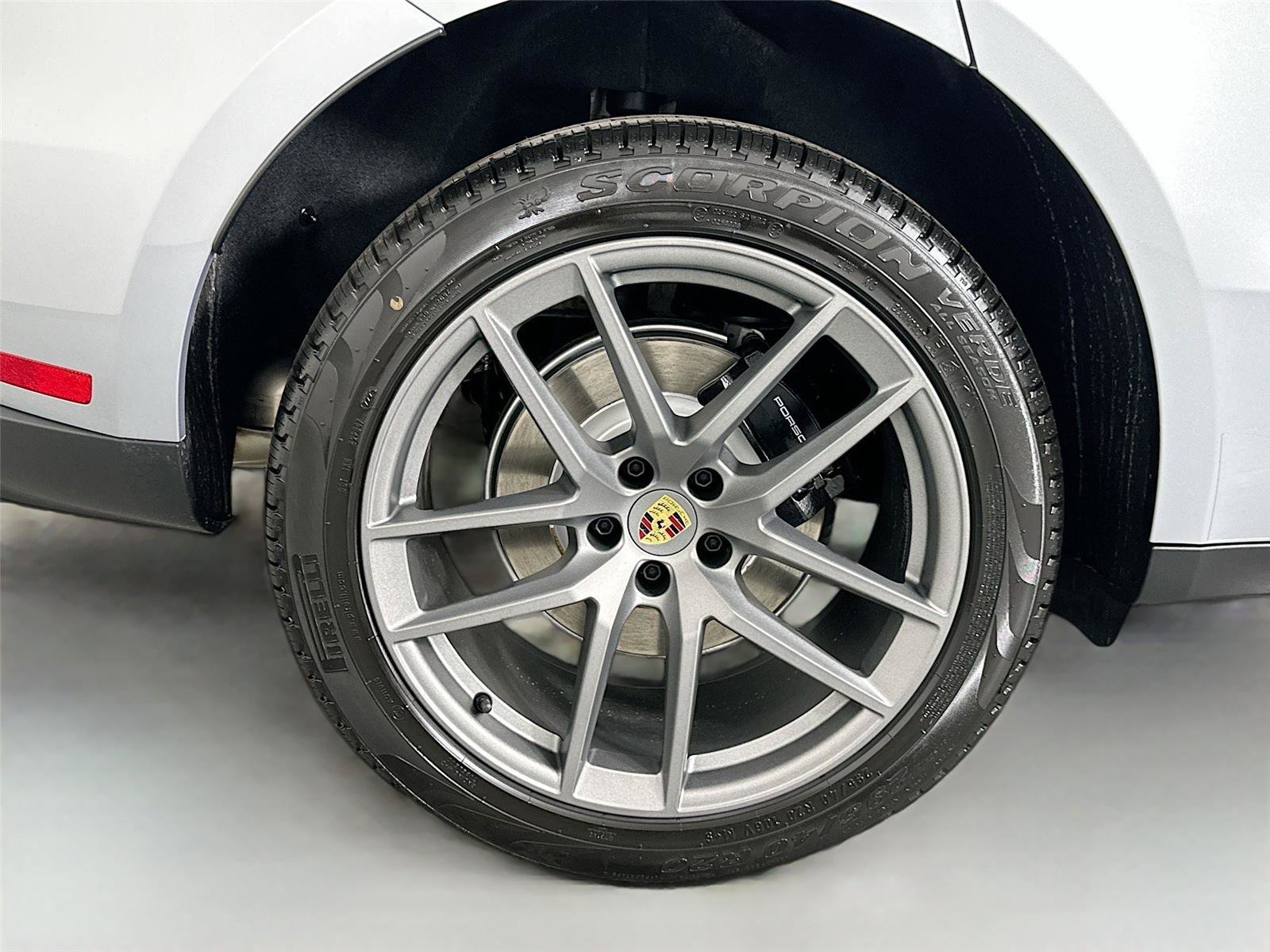 Certified 2026 Porsche Macan Turbo AWD/4WD image 13