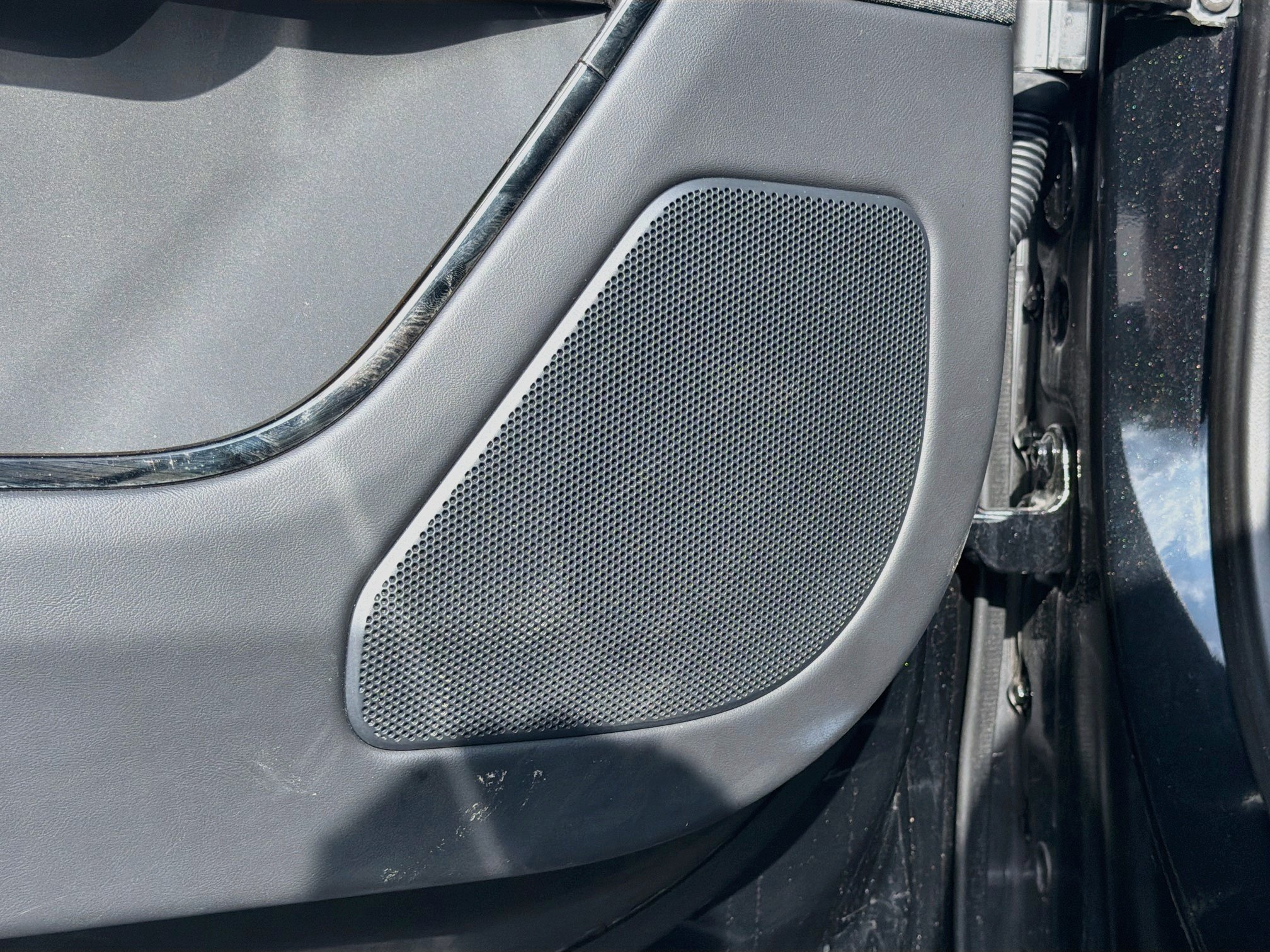 Used 2025 Land Rover Range Rover Sport SE AWD/4WD image 25