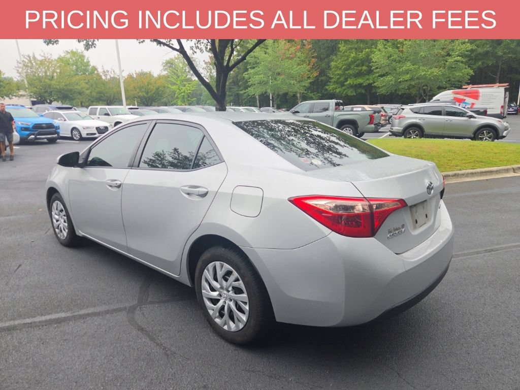 Used 2018 Toyota Corolla LE FWD image 9