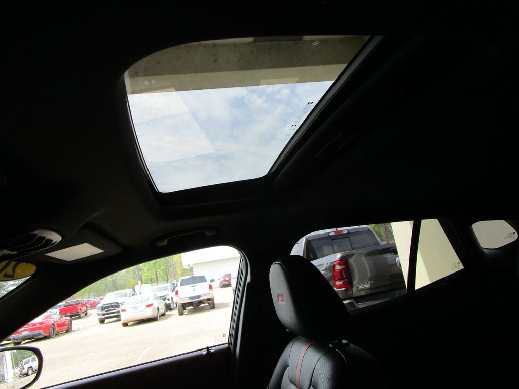 New 2026 Chevrolet Trax RS w/ Sunroof Package image 21