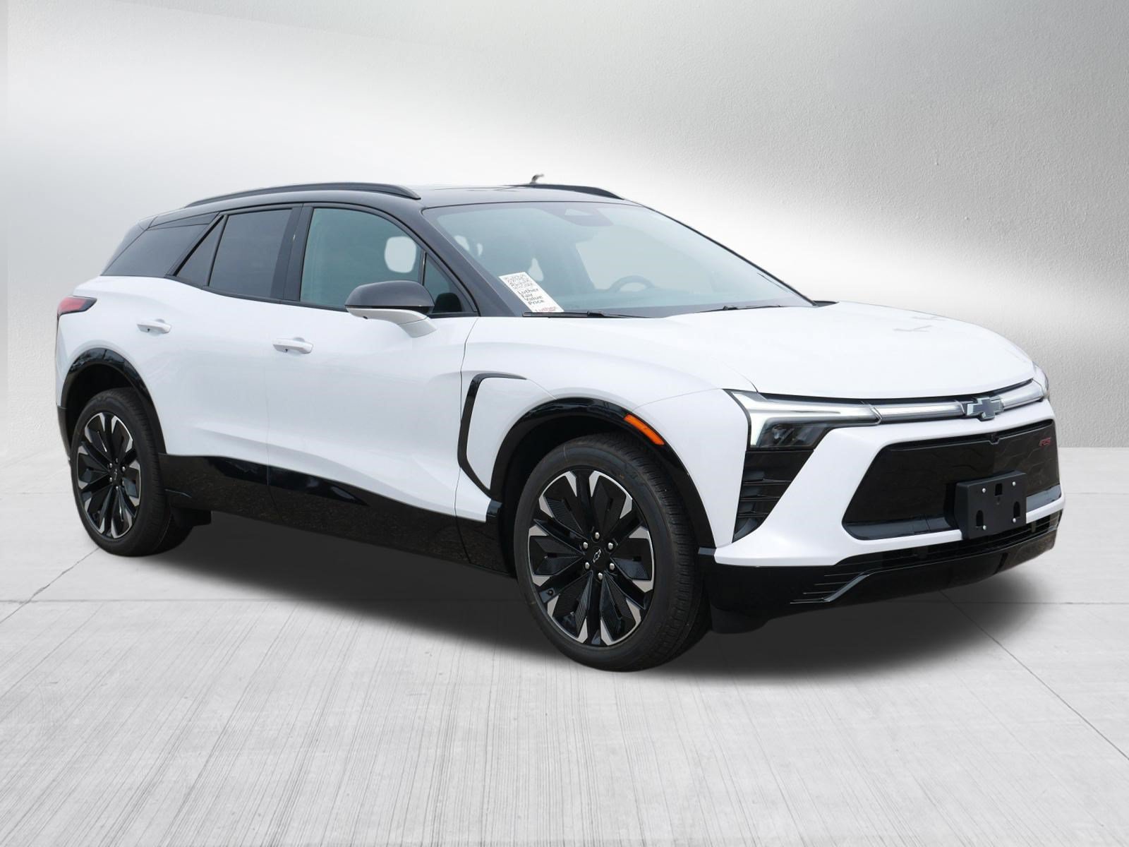 New 2027 Chevrolet Blazer EV RS AWD/4WD image 7