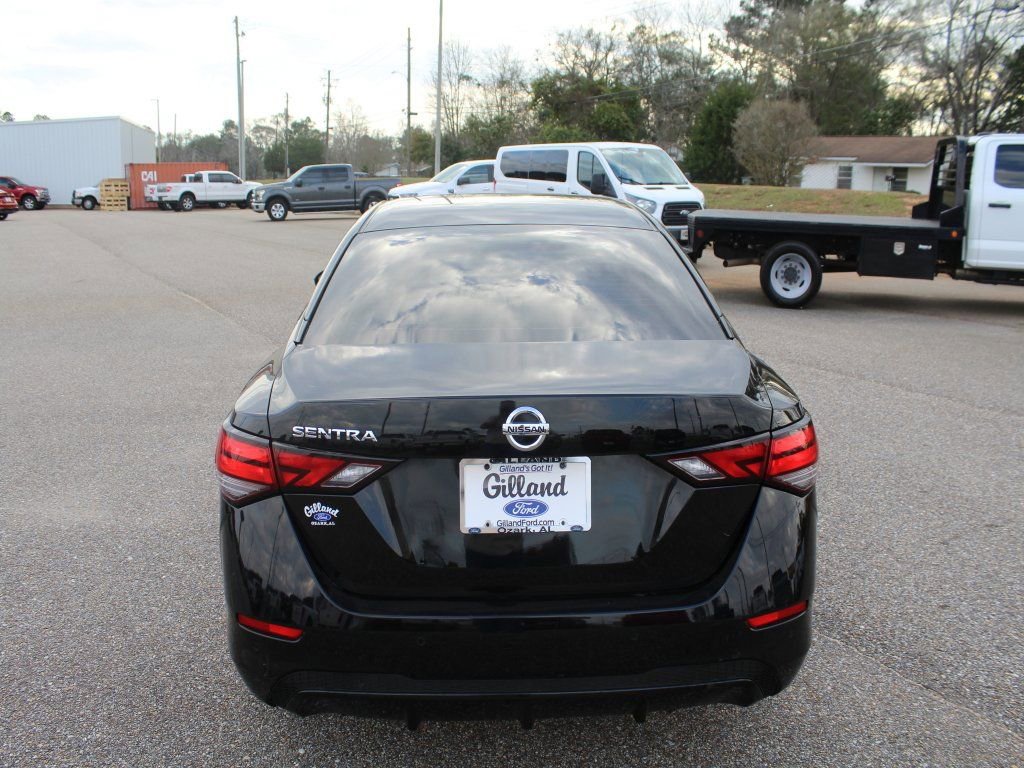 Used 2020 Nissan Sentra S w/ Trunk Package FWD image 10