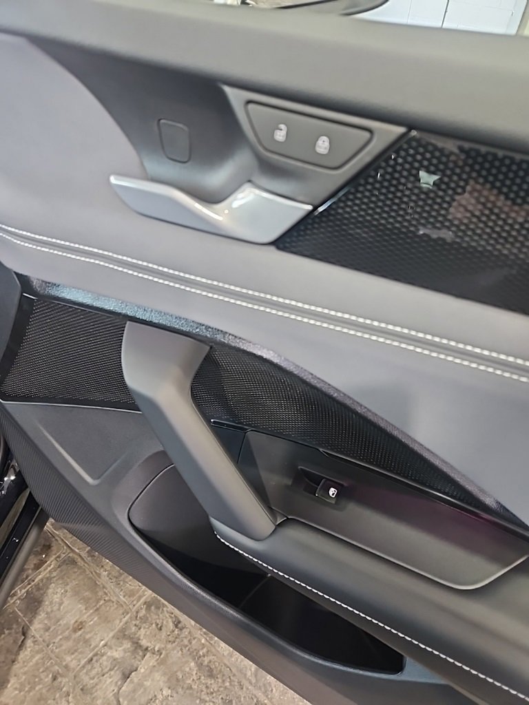 New 2026 Volkswagen Tiguan SE image 12