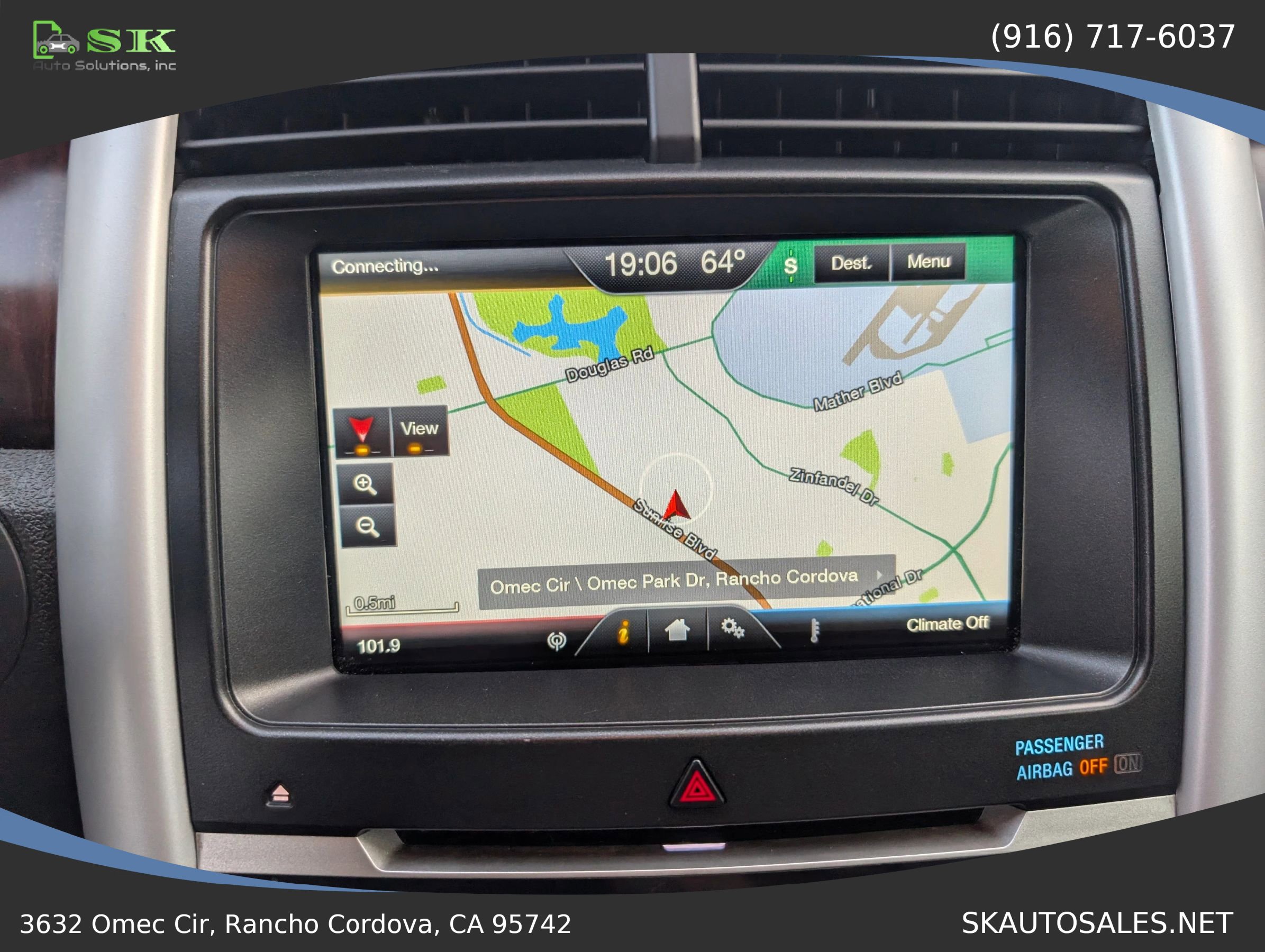 Used 2014 Ford Edge Limited w/ Equipment Group 302A AWD/4WD image 22