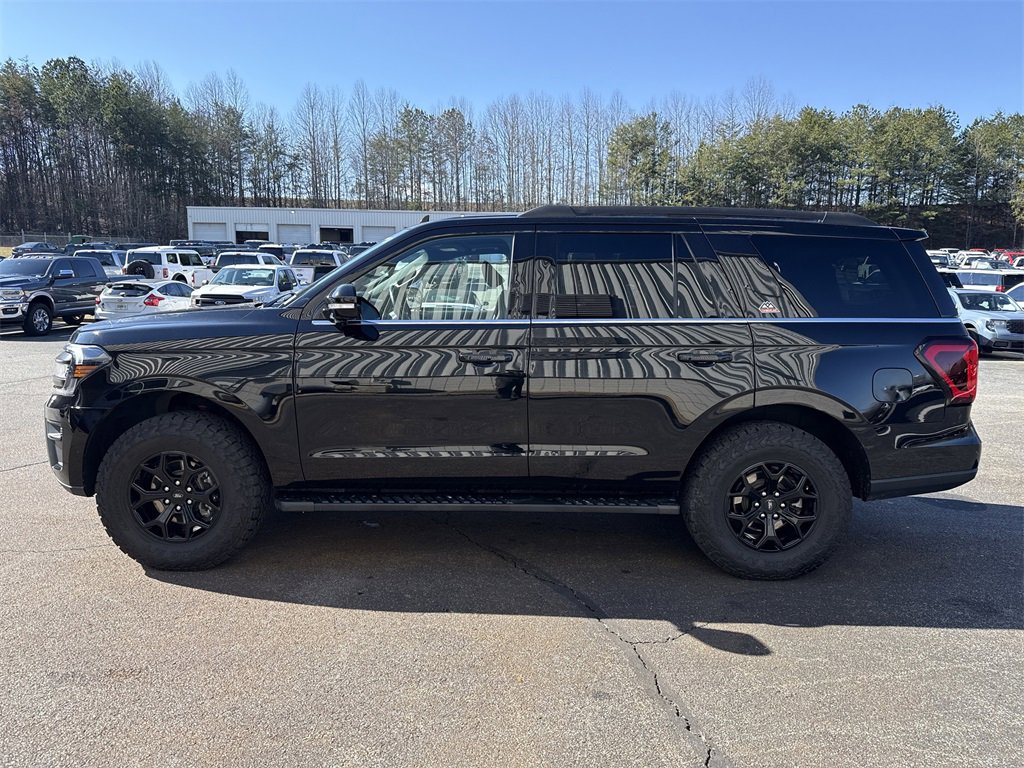 Used 2022 Ford Expedition Timberline image 4