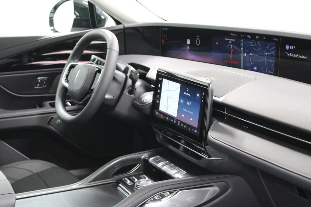 New 2026 Lincoln Nautilus Reserve w/ Jet Appearance Package image 29