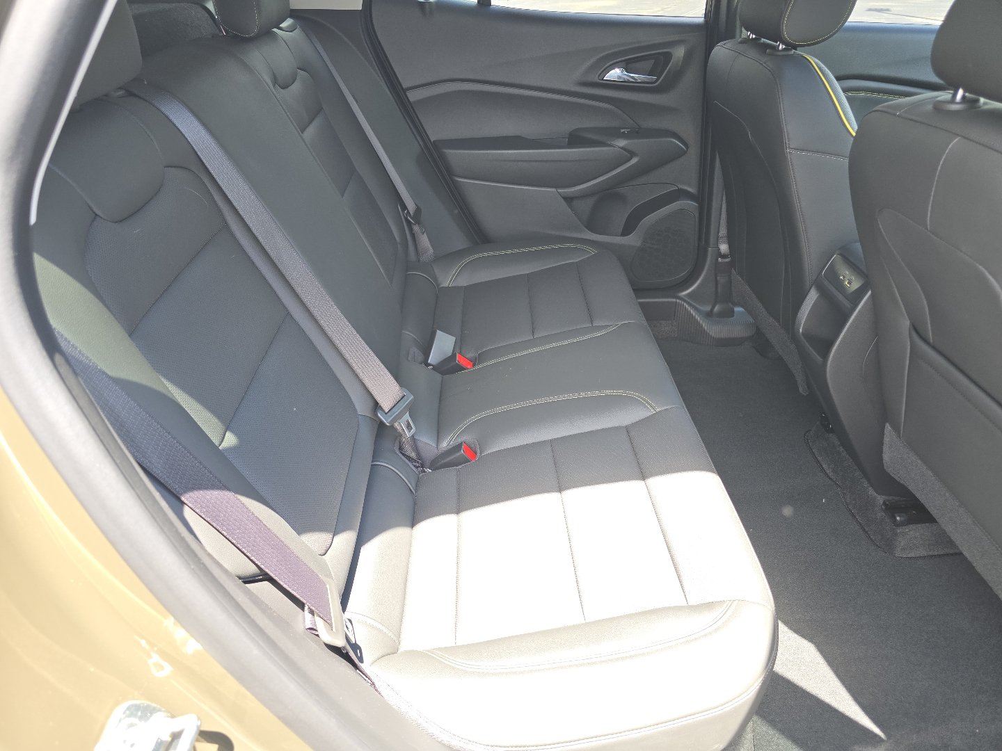 Used 2024 Chevrolet Trax ACTIV w/ Sunroof Package FWD image 26