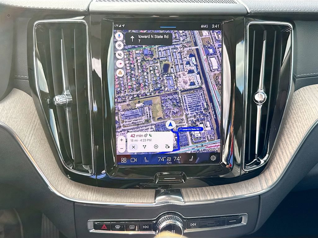 Used 2022 Volvo XC60 B6 Inscription w/ Advanced Package image 14