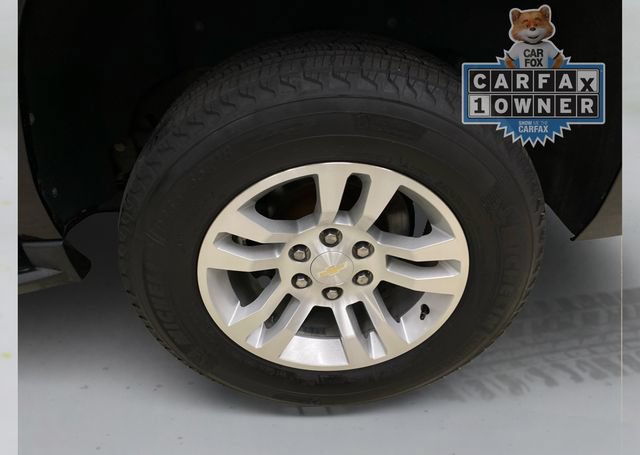 Used 2017 Chevrolet Suburban LT AWD/4WD image 19
