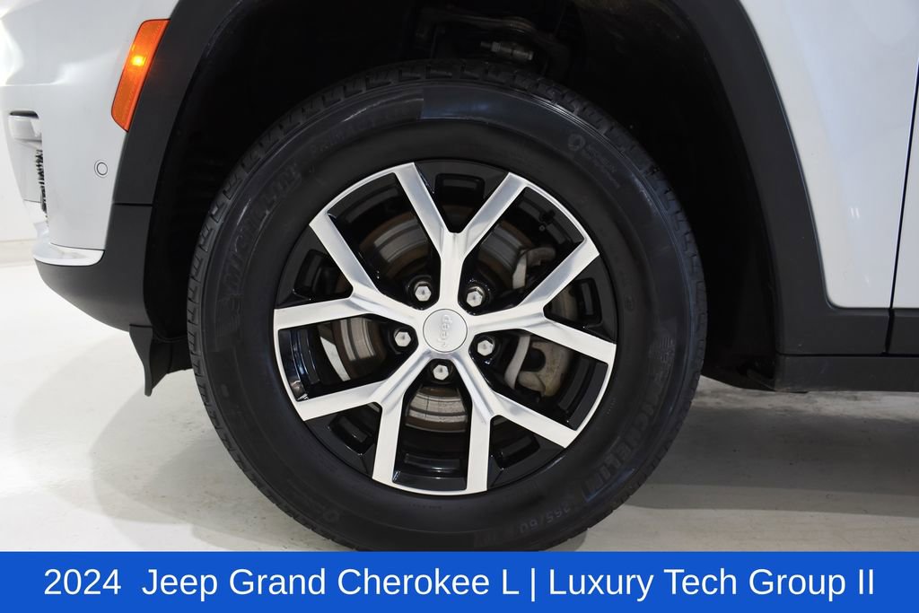 Used 2024 Jeep Grand Cherokee L Limited w/ Luxury Tech Group II image 6