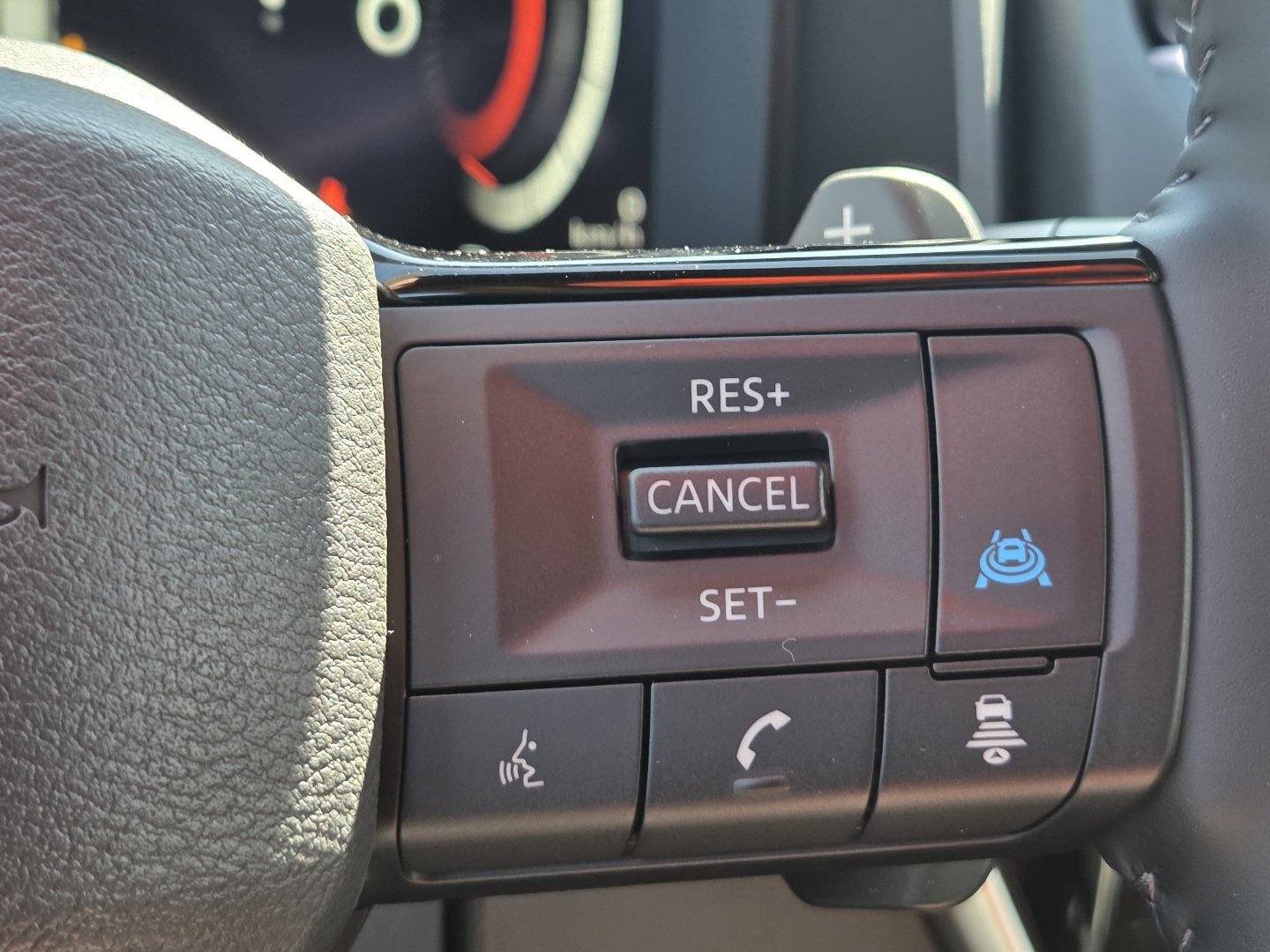 New 2026 Nissan Rogue Platinum AWD/4WD image 32