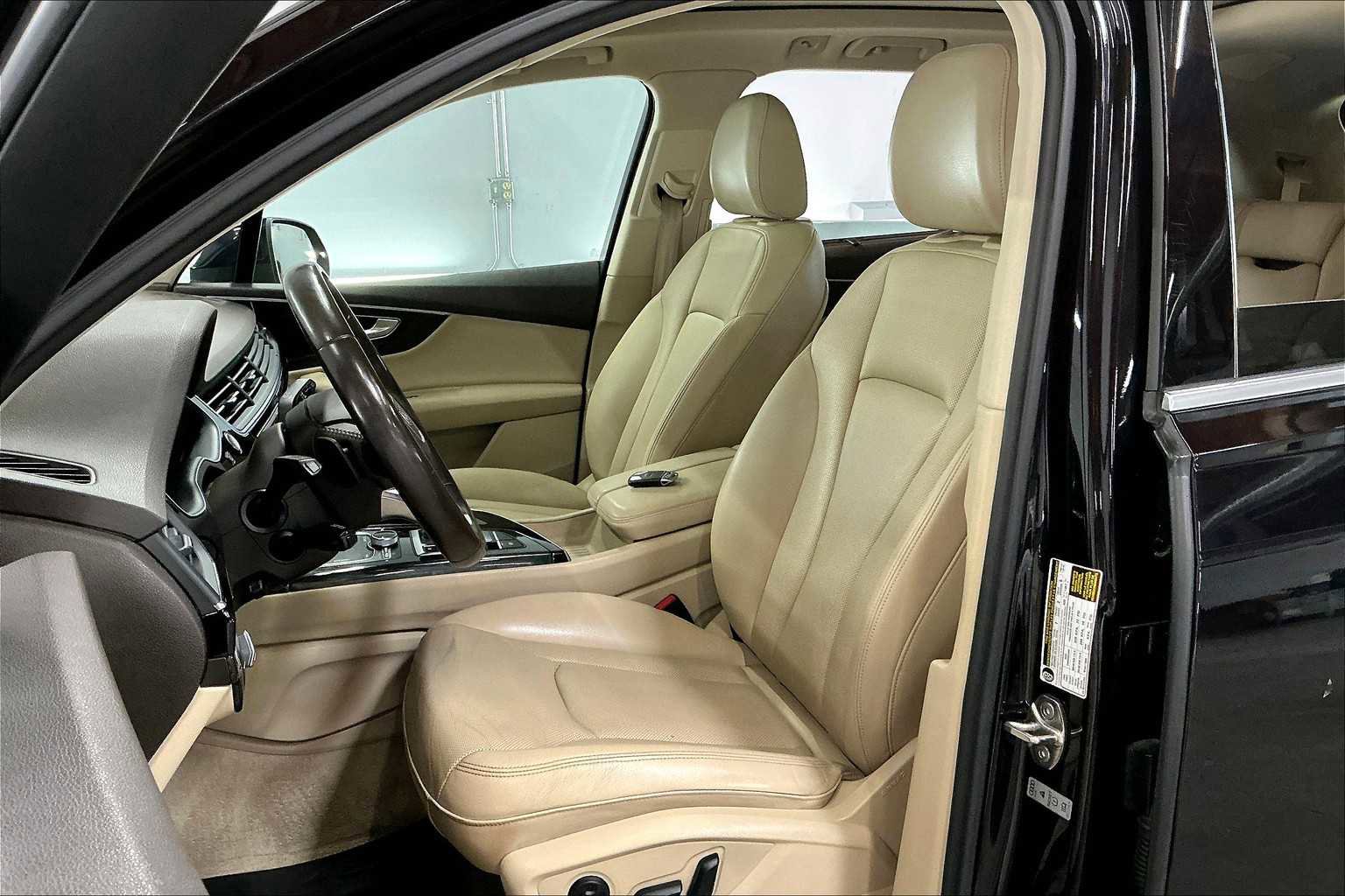 Used 2018 Audi Q7 3.0T Premium Plus w/ Premium Plus Package image 27