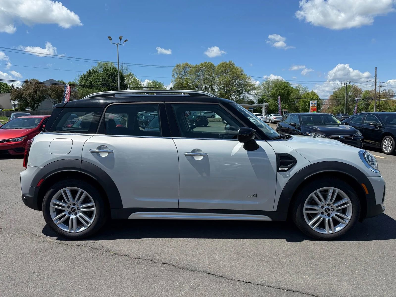 Used 2022 MINI Cooper Countryman ALL4 image 3
