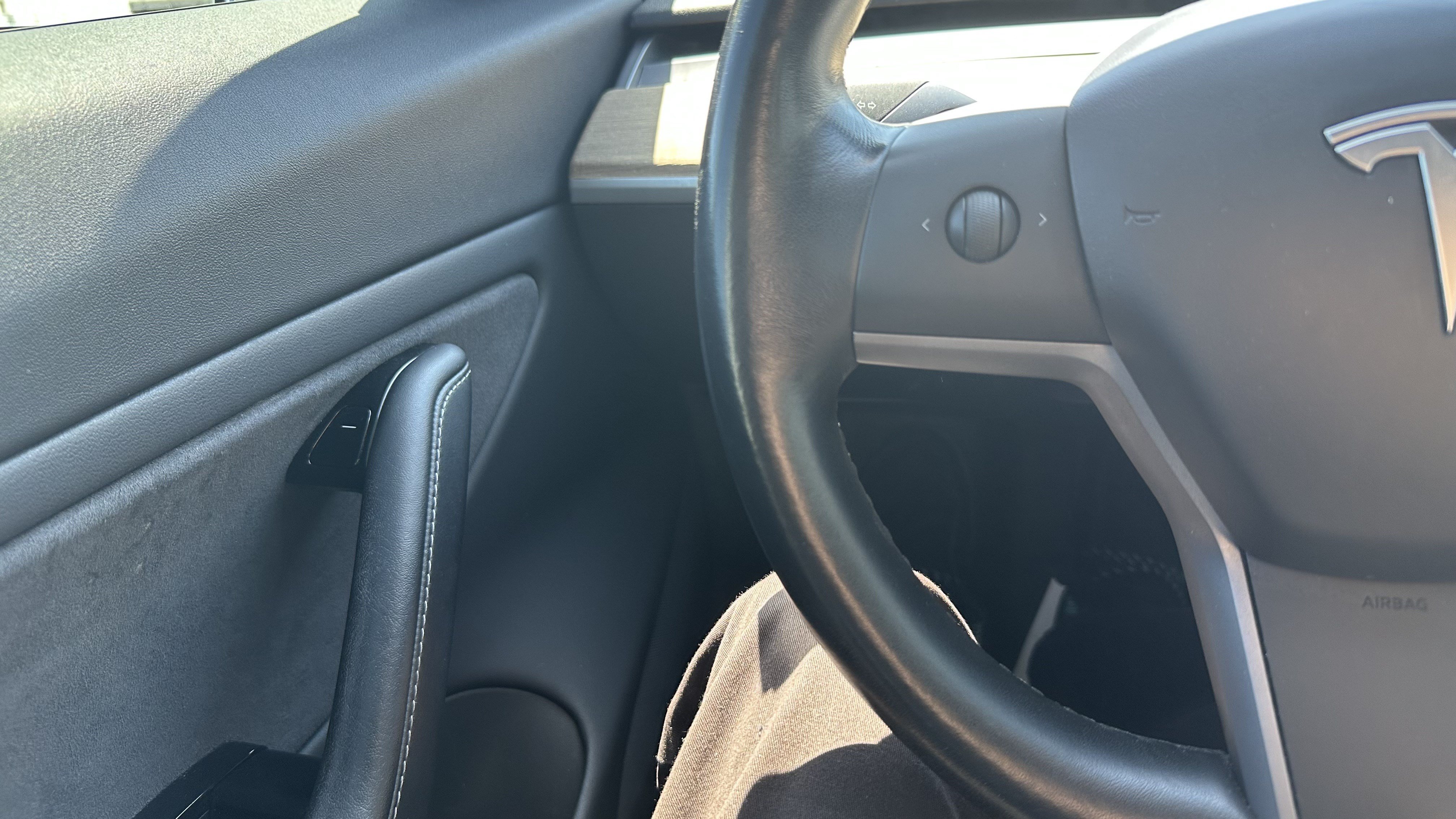 Used 2018 Tesla Model 3 Long Range AWD/4WD image 19