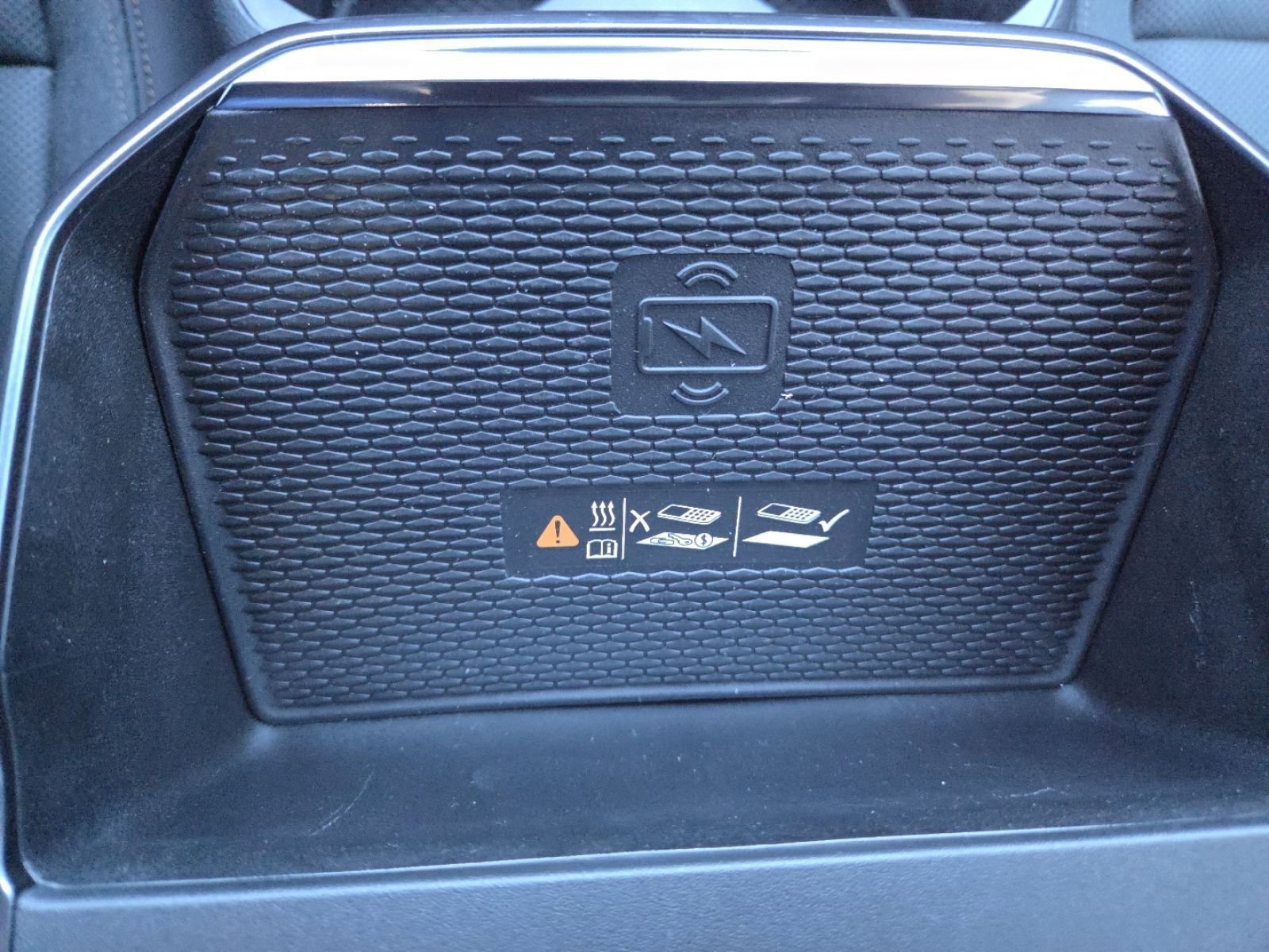 New 2026 GMC Terrain AT4 w/ Convenience Package III image 15