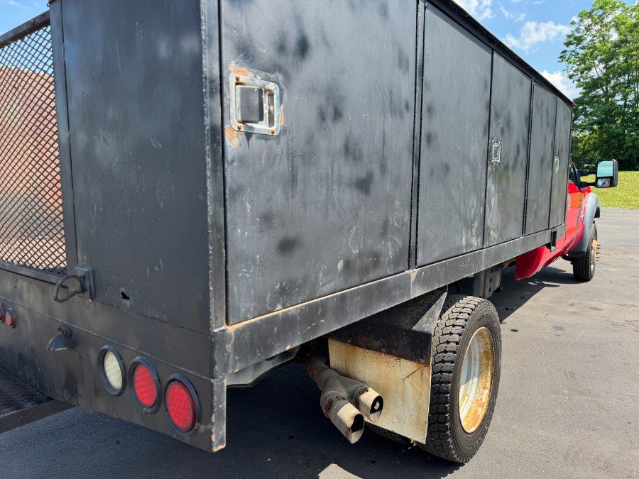 Used 2011 Ford F550 2WD Crew Cab Super Duty image 14