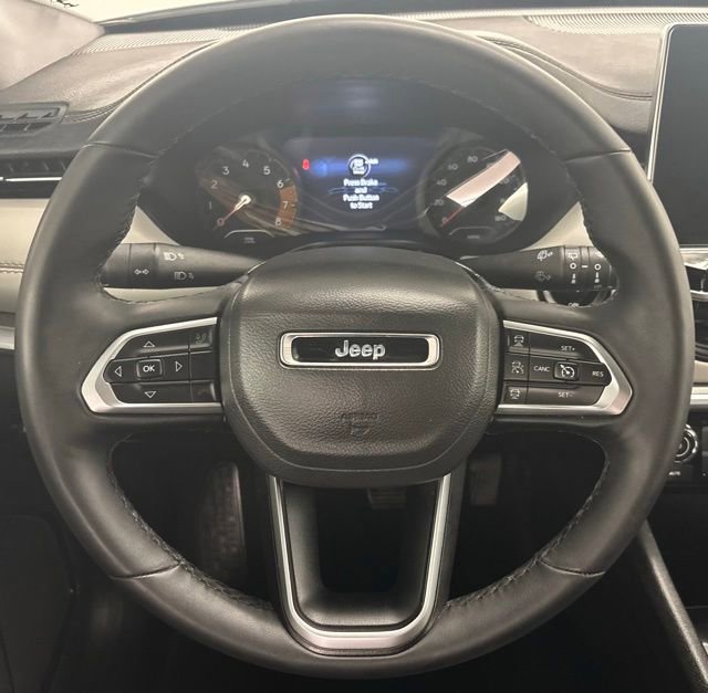 Used 2025 Jeep Compass Limited AWD/4WD image 24